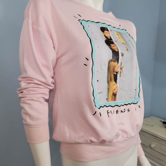 FRIENDS long sleeves comfy pink sweatshirt size XS - Picture 2 of 10